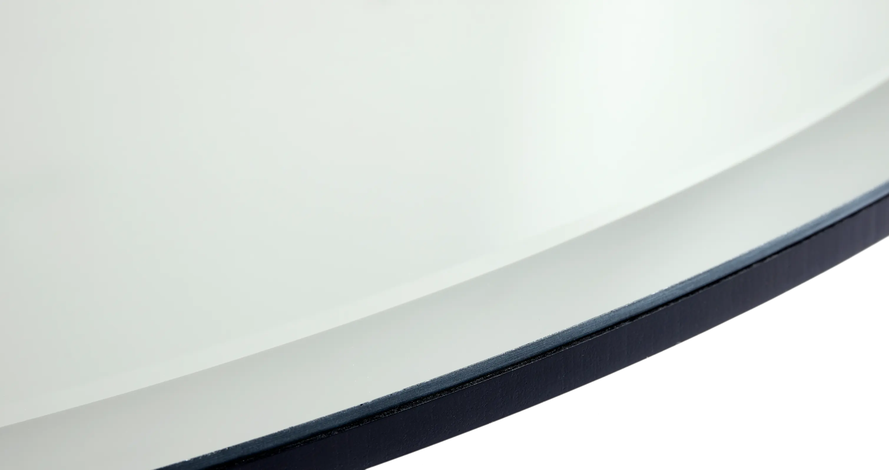 Designer mirrors | Upgrade your interior here | BoConcept